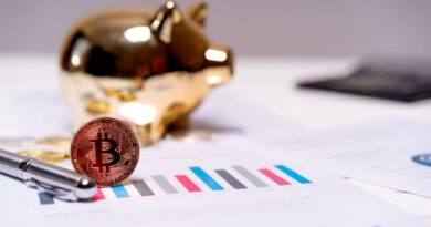 ATOM Consolidates After Precipitous Decline, Critical Support Levels Tested