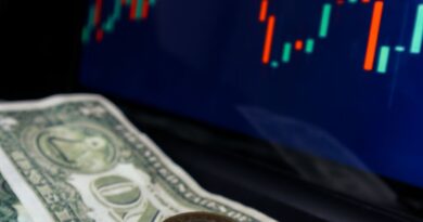 Web3 Gaming Faces Ongoing Turmoil, Market Metrics Reveal Persistent Decline