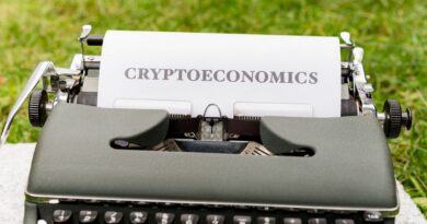 BlackRock’s Bitcoin ETF Generating More Revenue Than its Flagship S&P 500 Fund