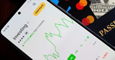 XRP Price Surges 12% as Traders Bet on Big Swings with ‘Straddle’ Strategy