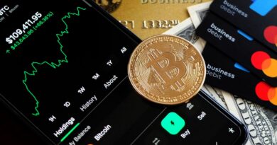 ATOM Jumps 4% on Institutional Demand Before Late-Hour Reversal