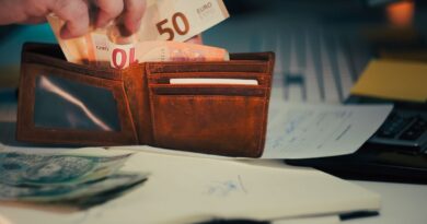 Ripple Applies for Federal Bank Trust Charter, XRP Jumps 3%