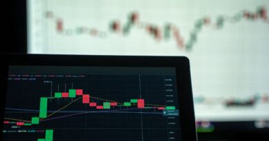Fed Holds Rates Steady as Expected, but Two Dissent From Decision