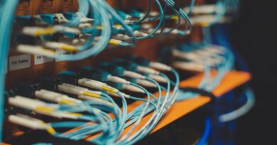 BTC Faces Golden Fibonacci Hurdle at $122K, XRP Holds Support at $3