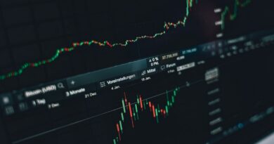SUI Plunges 9% Amid Flash Crash and Extraordinary Selling Volume