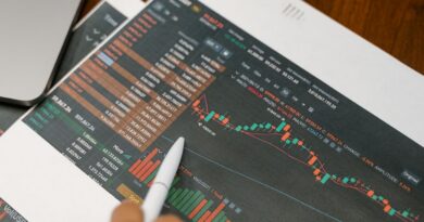 XRP Traders Target $6 as Ripple’s RLUSD Surges Past $500M Market Cap