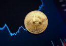 Satoshi-Era Whale Sells 9K BTC for Over $1B as Bitcoin Dips Below $117K