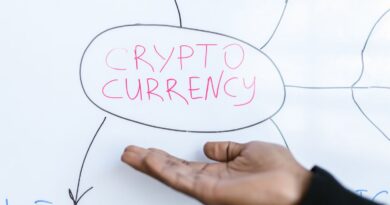 Nigel Farage Vows to Establish BTC Reserve and Pass Pro-Crypto Legislation Once in Government